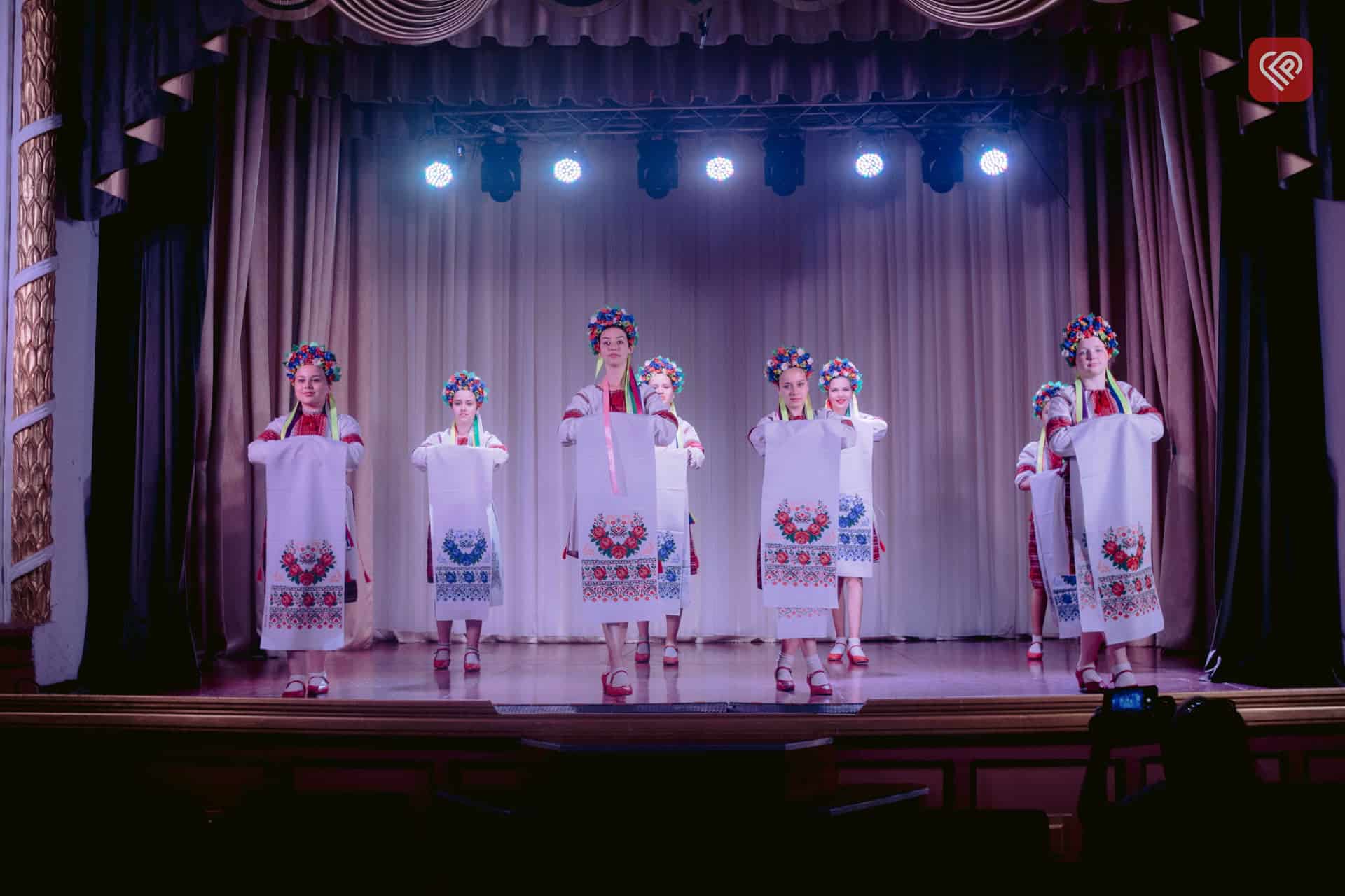 У Переяславі відбувся звітний концерт колективів художньої самодіяльності на отримання та підтвердження почесних звань (фото)