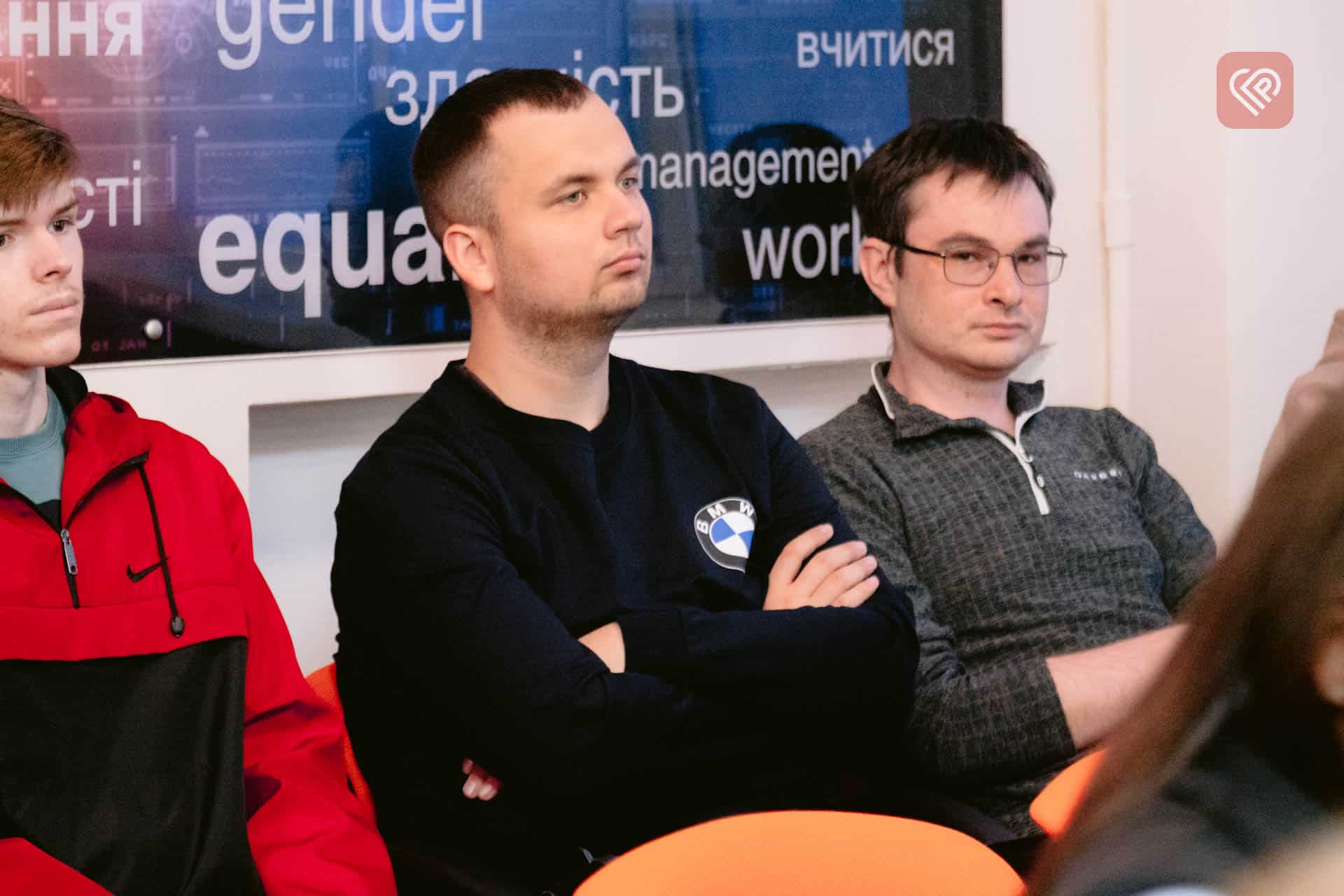 У Переяславі відбулася зустріч з британським фотографом і волонтером Едвардом Метьюсом: нотатки розмови