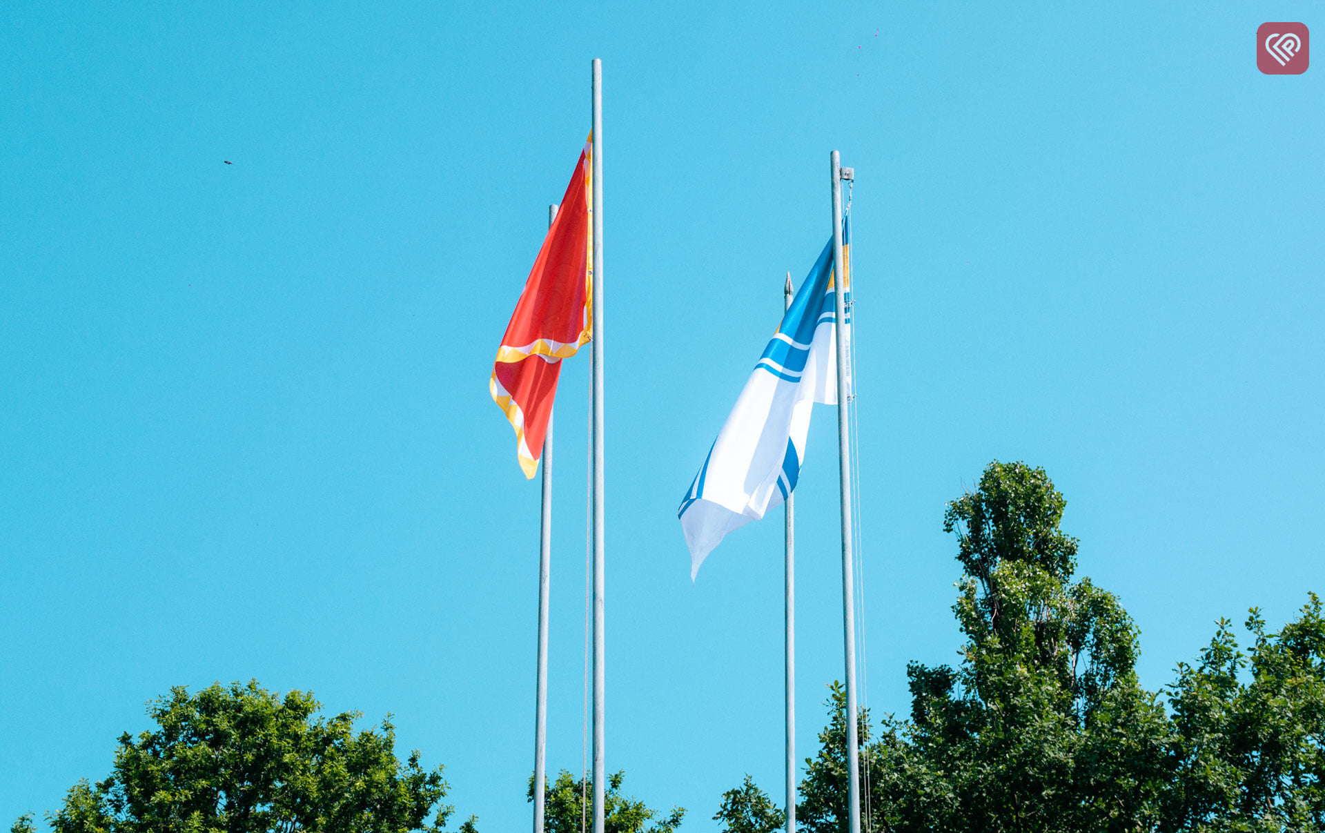 На центральній площі міста відбулися урочистості з нагоди Дня Військово-морських Сил ЗСУ: як це було (фотозвіт)