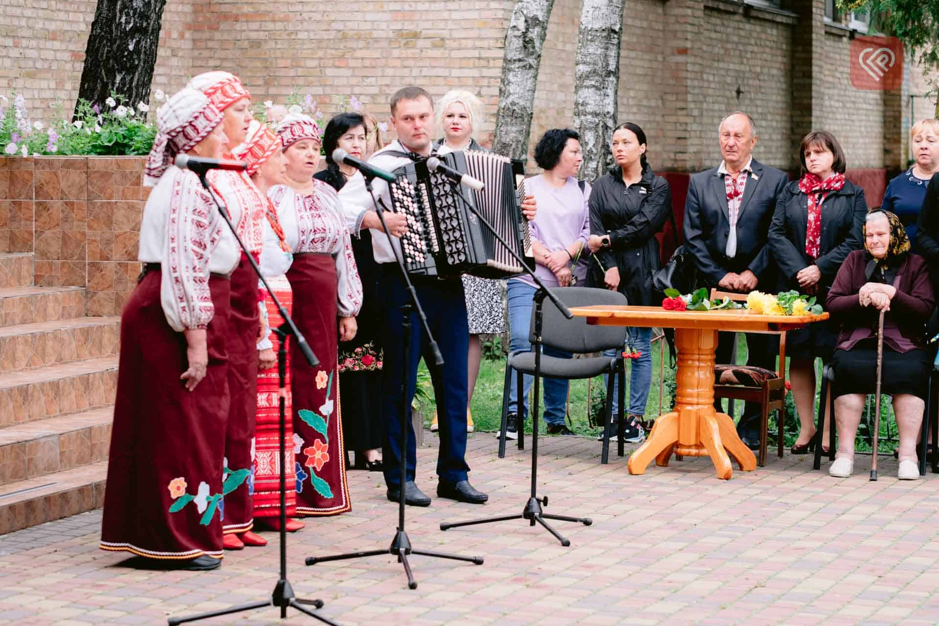 «Між життям і собою – він вибрав Україну»: на Переяславщині відкрили меморіальну дошку захиснику Анатолію Кулаку