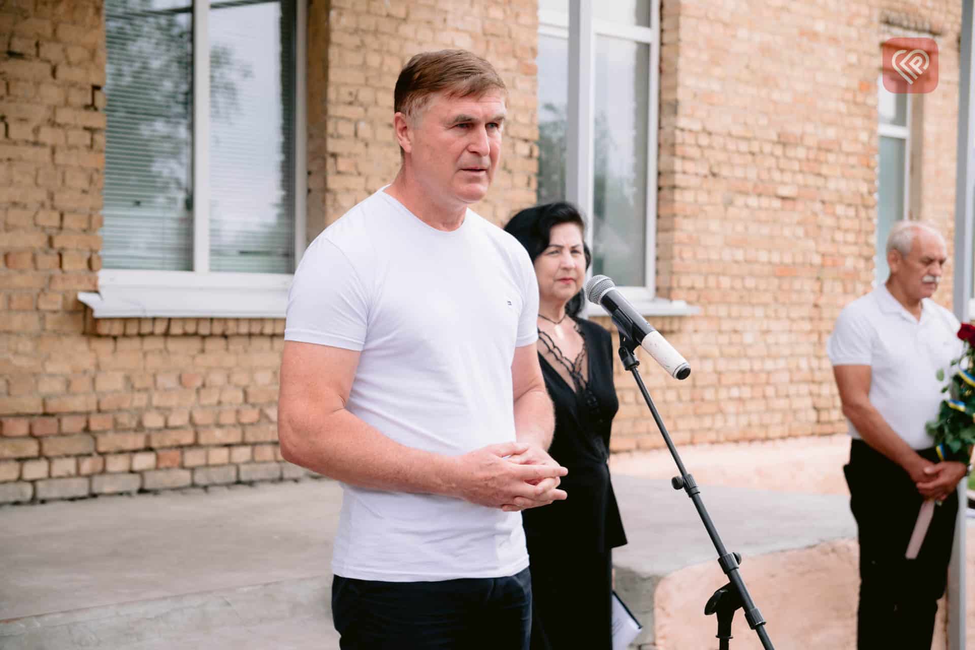 На Переяславщині відкрили пам'ятний знак воїну Андрію Омельченку