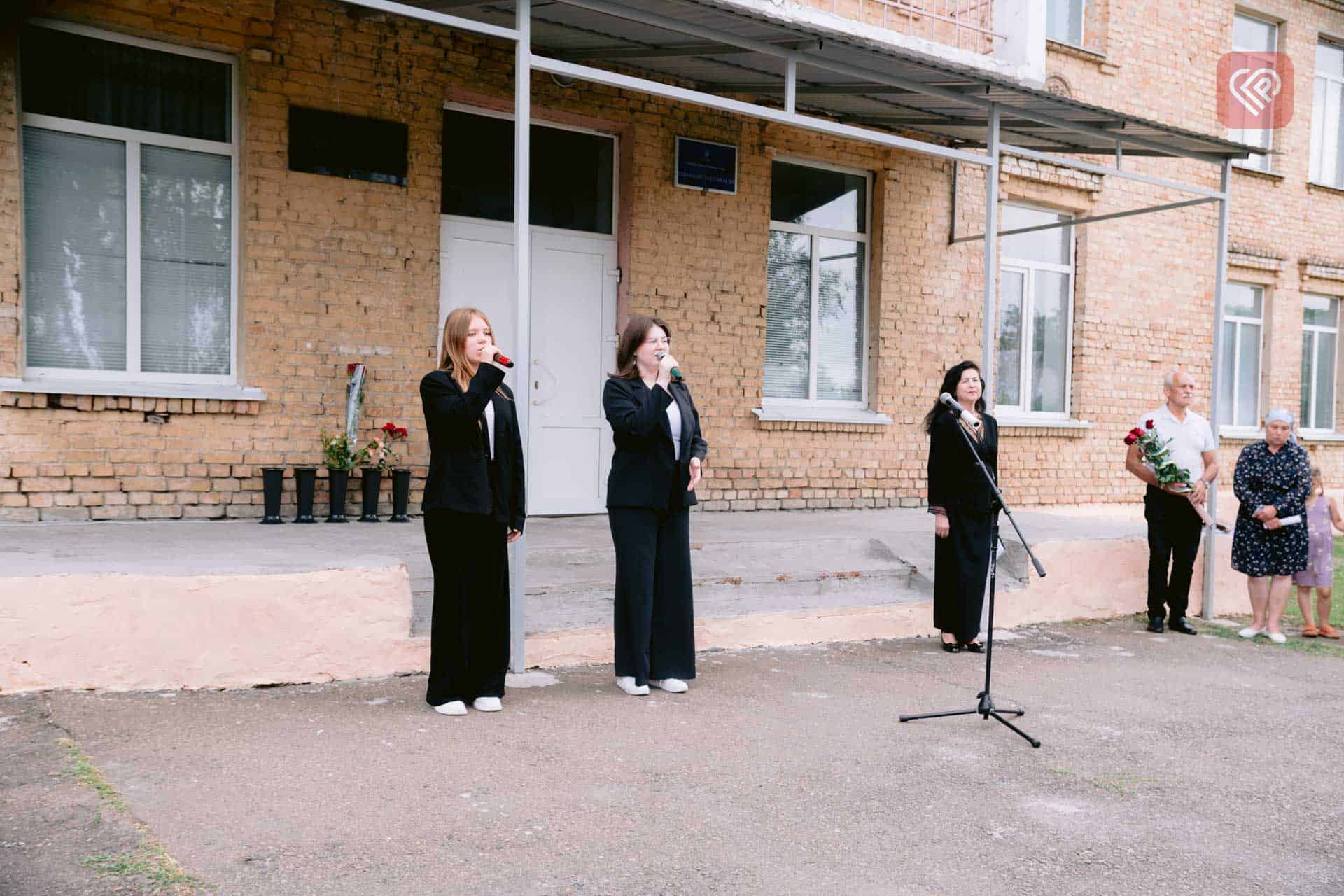 На Переяславщині відкрили пам'ятний знак воїну Андрію Омельченку