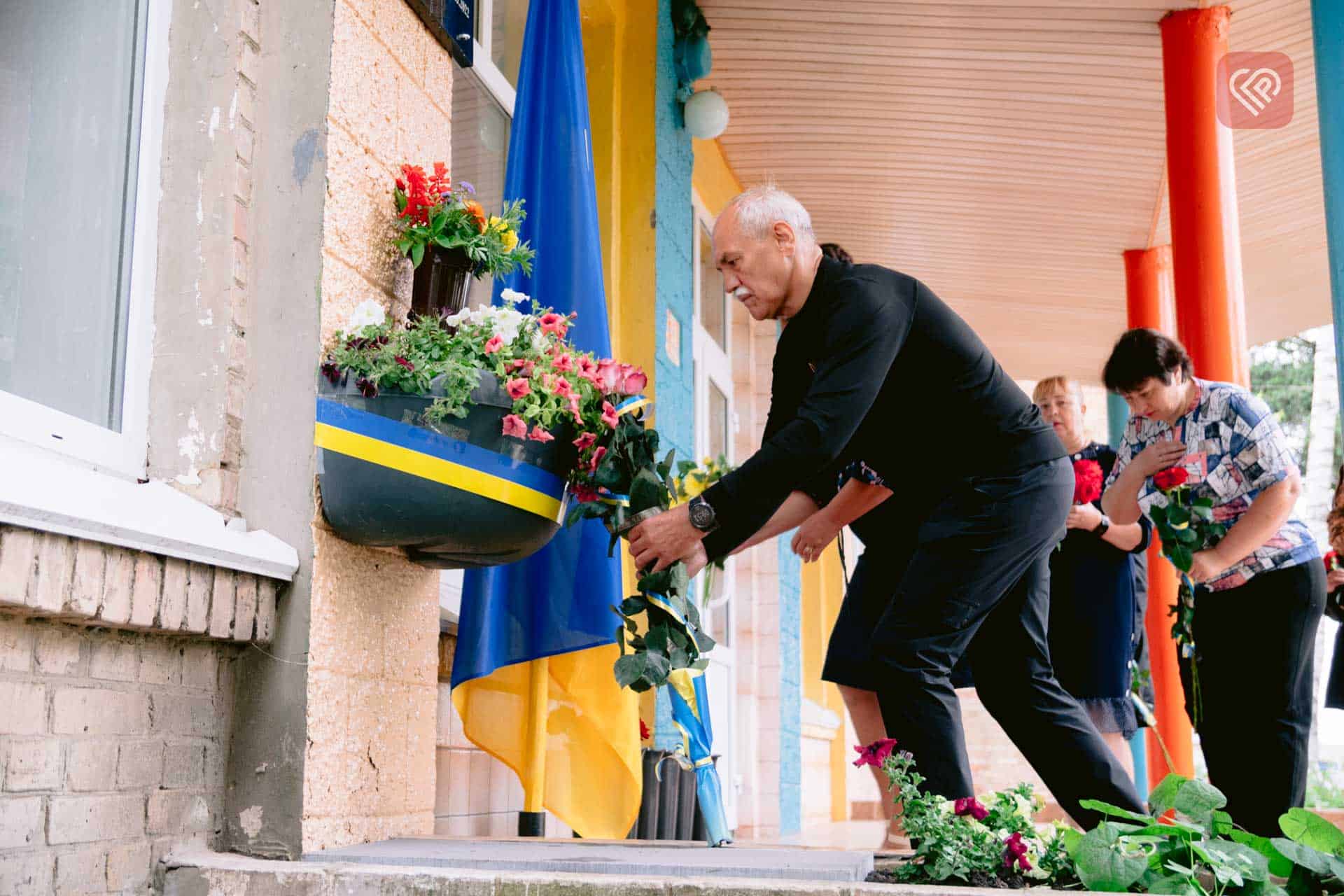 «Між життям і собою – він вибрав Україну»: на Переяславщині відкрили меморіальну дошку захиснику Анатолію Кулаку