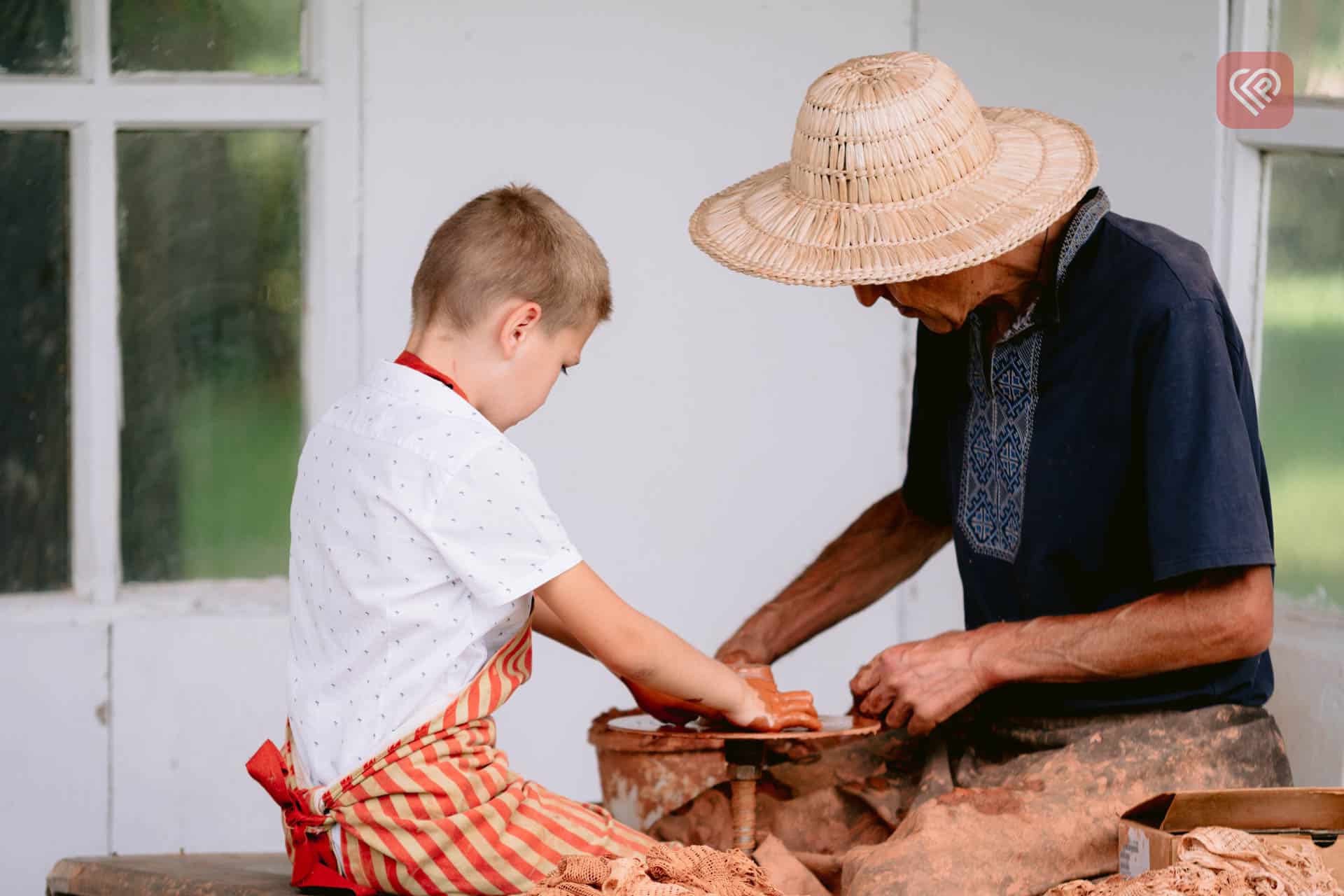 У музеї під відкритим небом в Переяславі влаштували етнографічну толоку та культурно-мистецьку акцію «ФолькКрай»: фото та відео