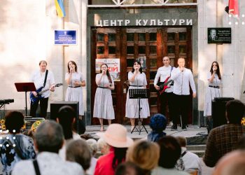 У Переяславі відзначили «Свято подяки»: воно згуртувало десятки переяславців навколо вдячних молитов за Україну, місто та врожай