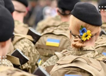 Чи випускатимуть військовозобов'язаних жінок за кордон: пояснили у Держприкордонслужбі