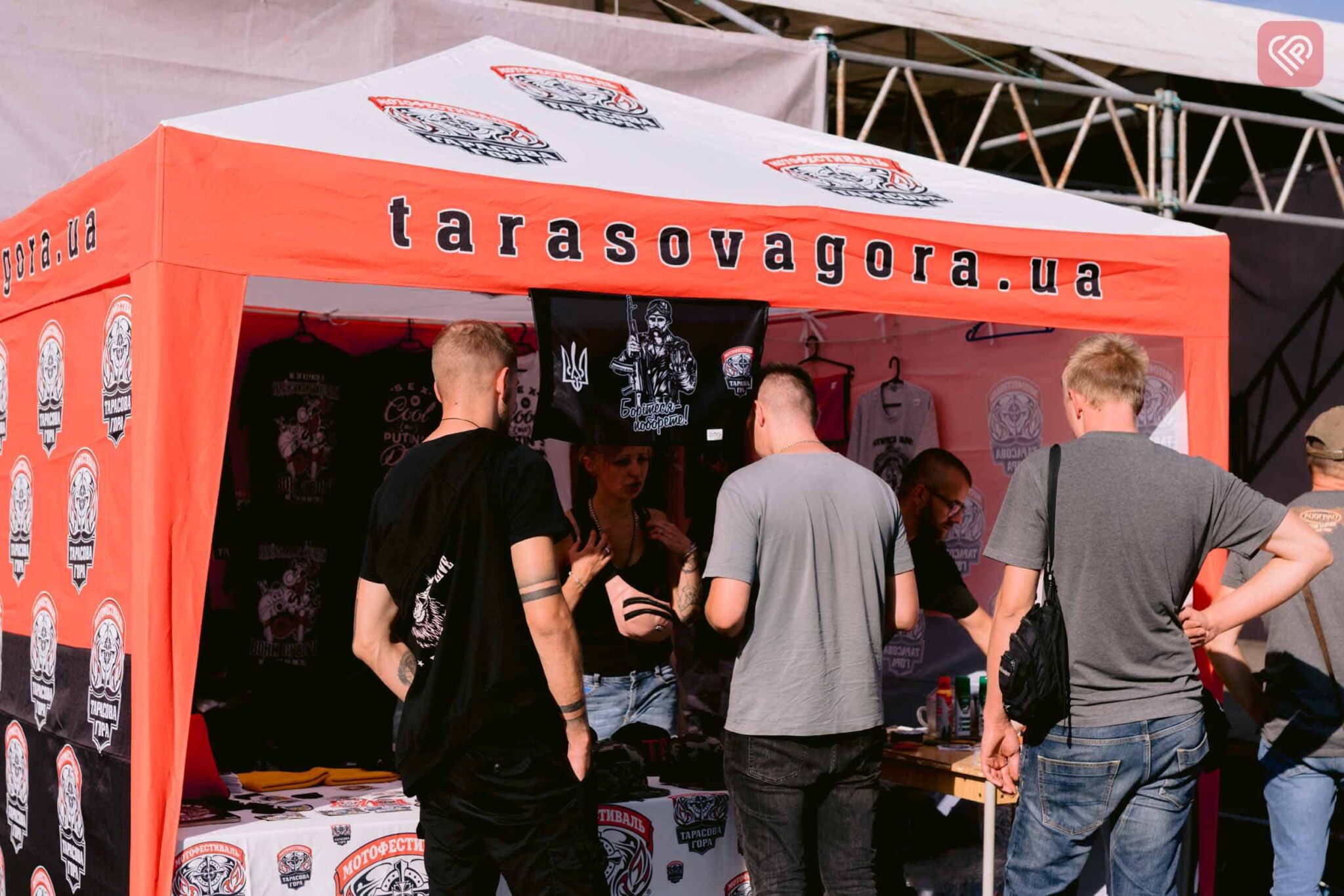 У Переяславі відбулись мотосходини «Оксамитовий Несезон»: вшанували загиблих воїнів та збирали кошти на ЗСУ