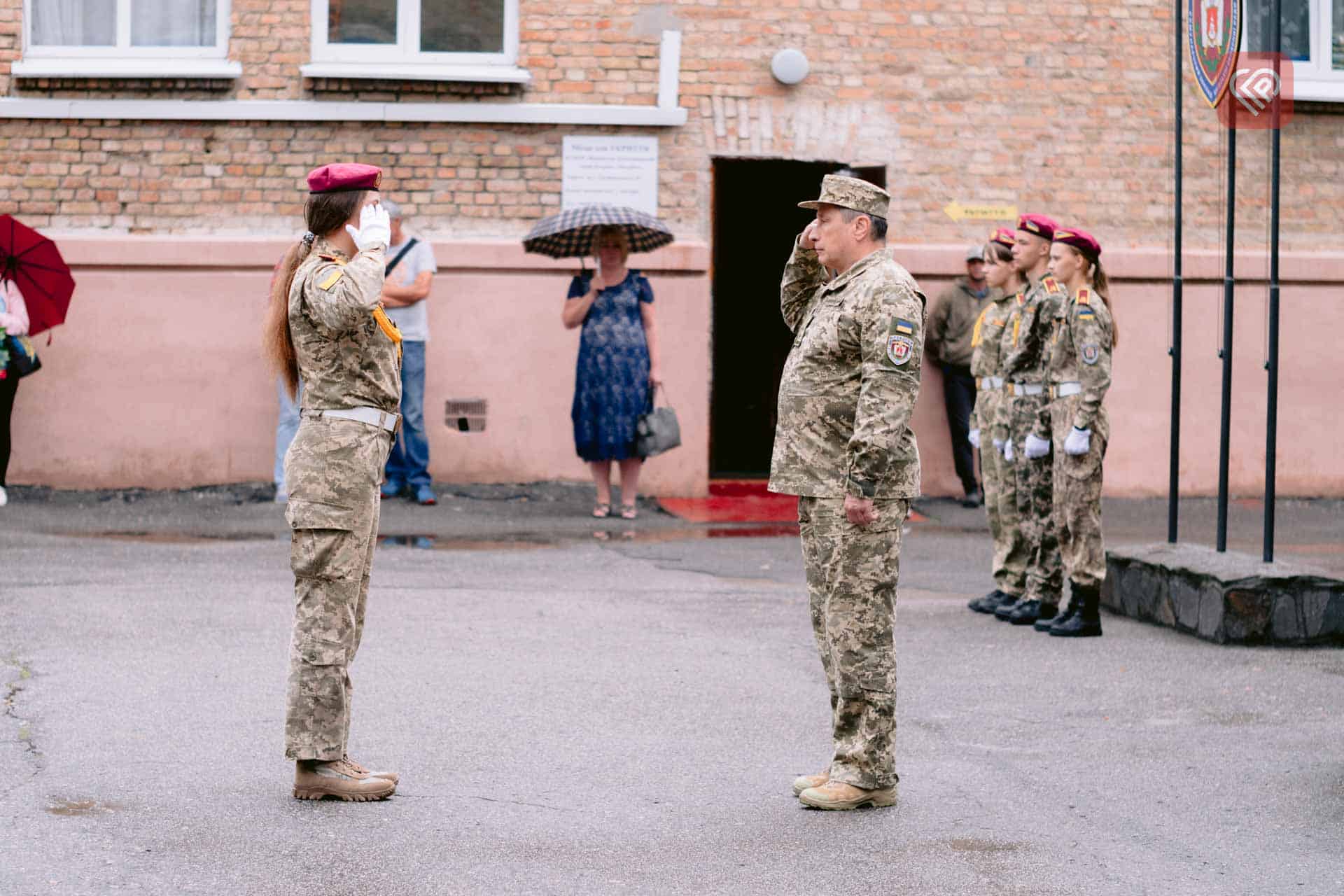 Складали присягу та приймали вітання від військових: у Переяславському ліцеї «Патріот» розпочався навчальний рік