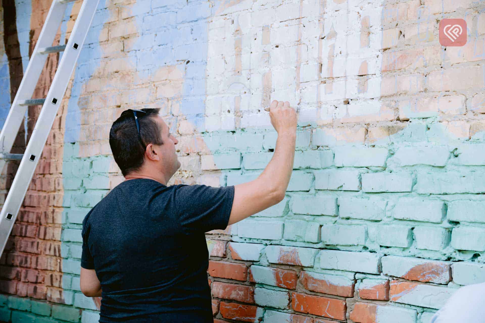 На будівлі у центрі Переяслава до Дня міста створили мурал
