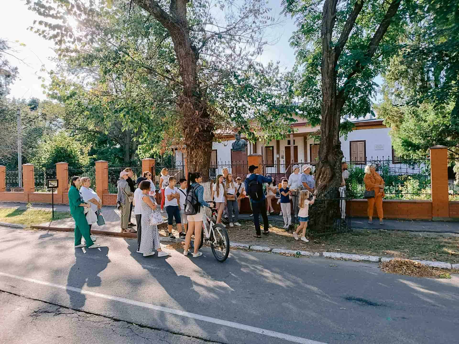 У Переяславі влаштували безкоштовну екскурсію середмістям: як це було та хто долучився