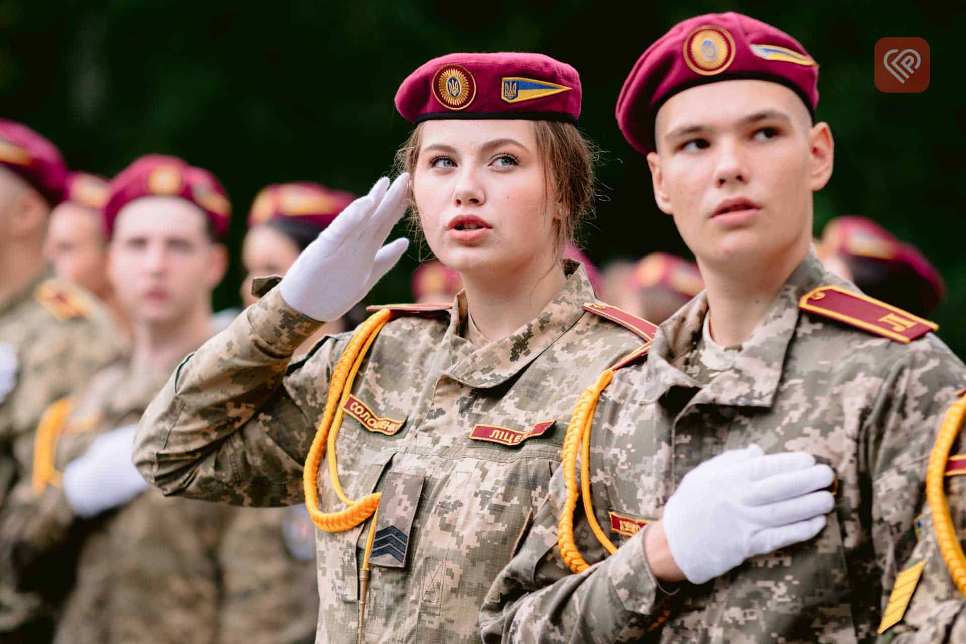 Складали присягу та приймали вітання від військових: у Переяславському ліцеї «Патріот» розпочався навчальний рік