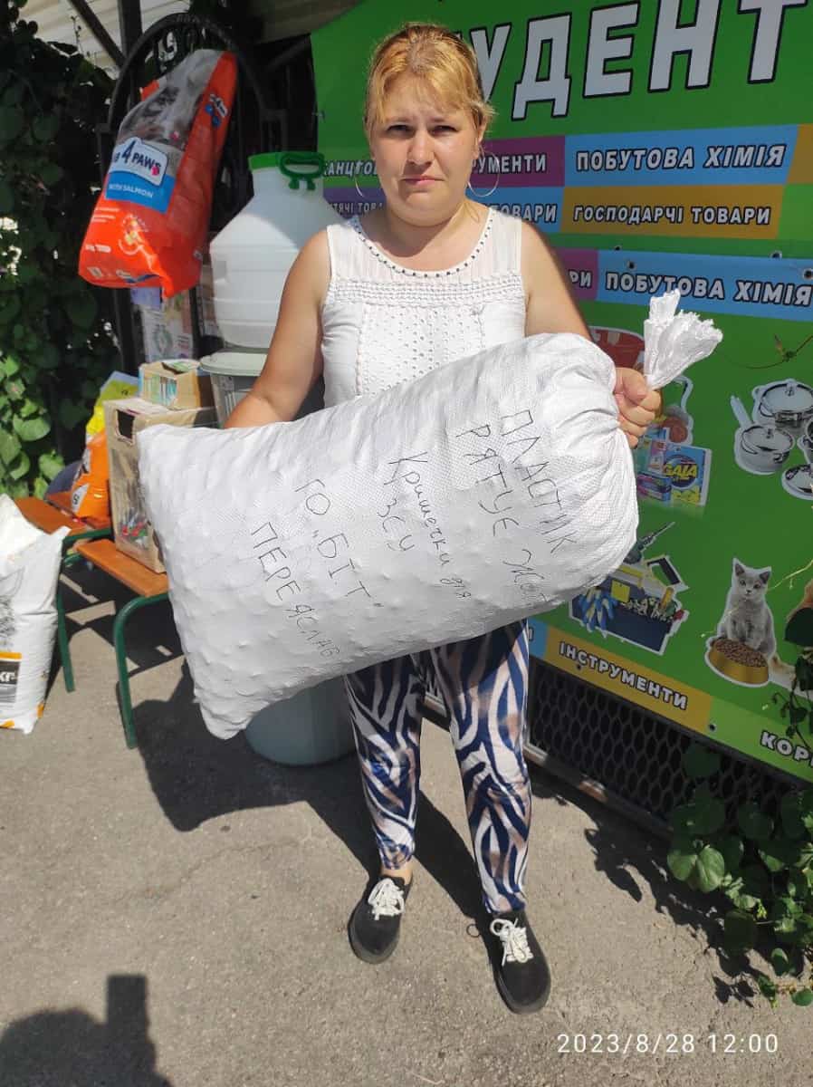 У Переяславі акумулювали три десятки кілограм кришечок у рамках збору на БПЛА для ЗСУ: благодійну акцію продовжено