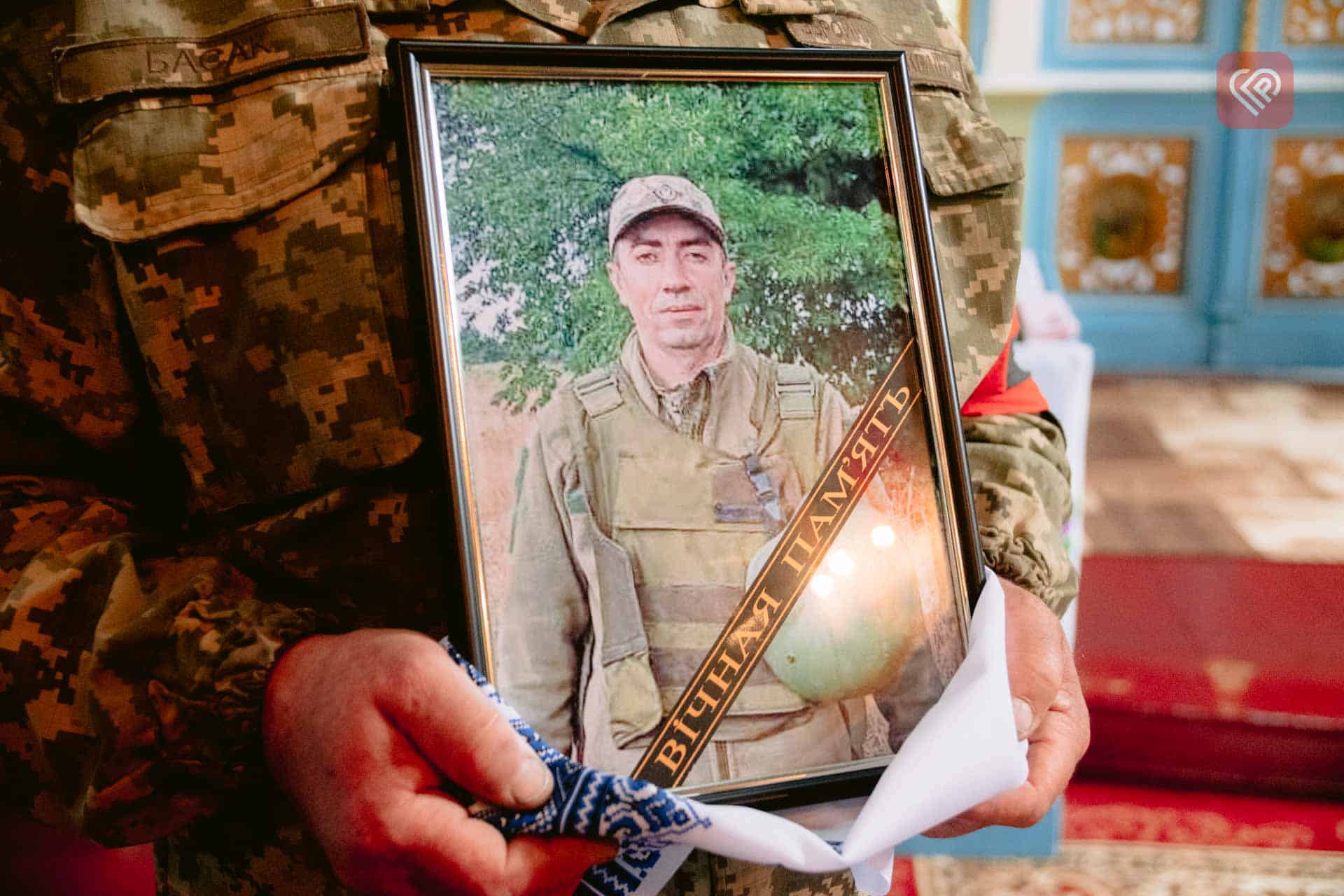 «За чотири години до загибелі він подзвонив попрощатися»: у Переяславі поховали воїна Костянтина Палатного