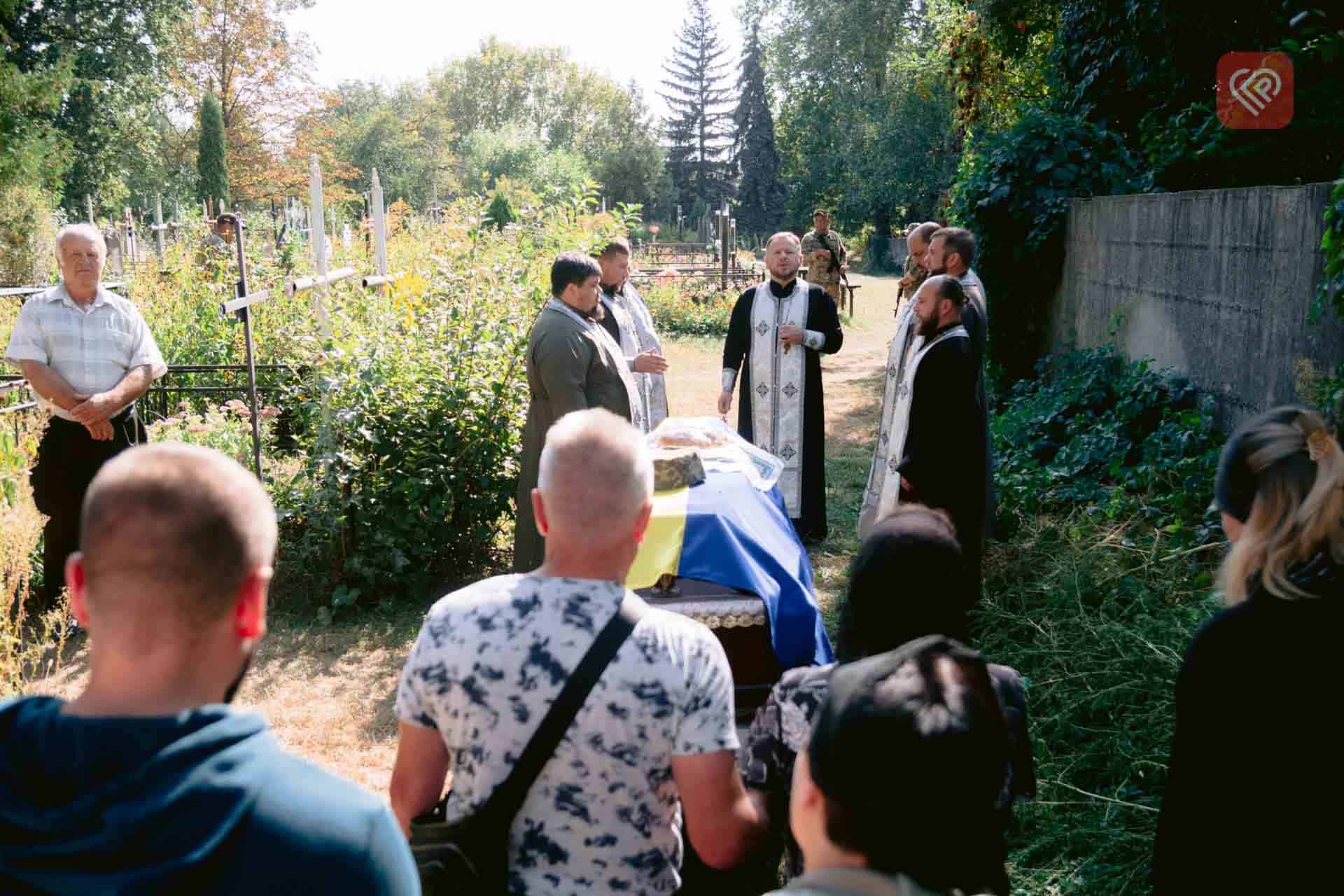 «За чотири години до загибелі він подзвонив попрощатися»: у Переяславі поховали воїна Костянтина Палатного