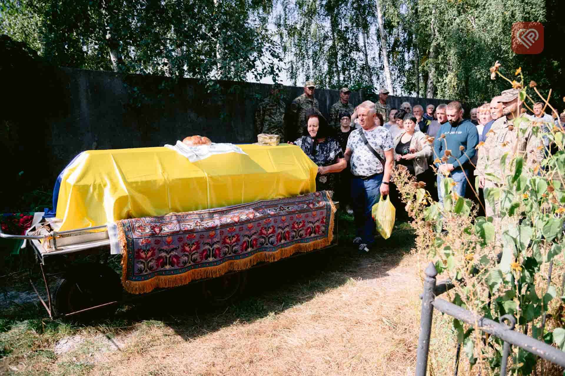«За чотири години до загибелі він подзвонив попрощатися»: у Переяславі поховали воїна Костянтина Палатного