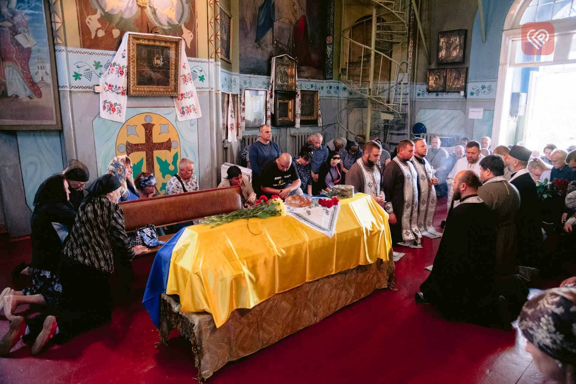 «За чотири години до загибелі він подзвонив попрощатися»: у Переяславі поховали воїна Костянтина Палатного