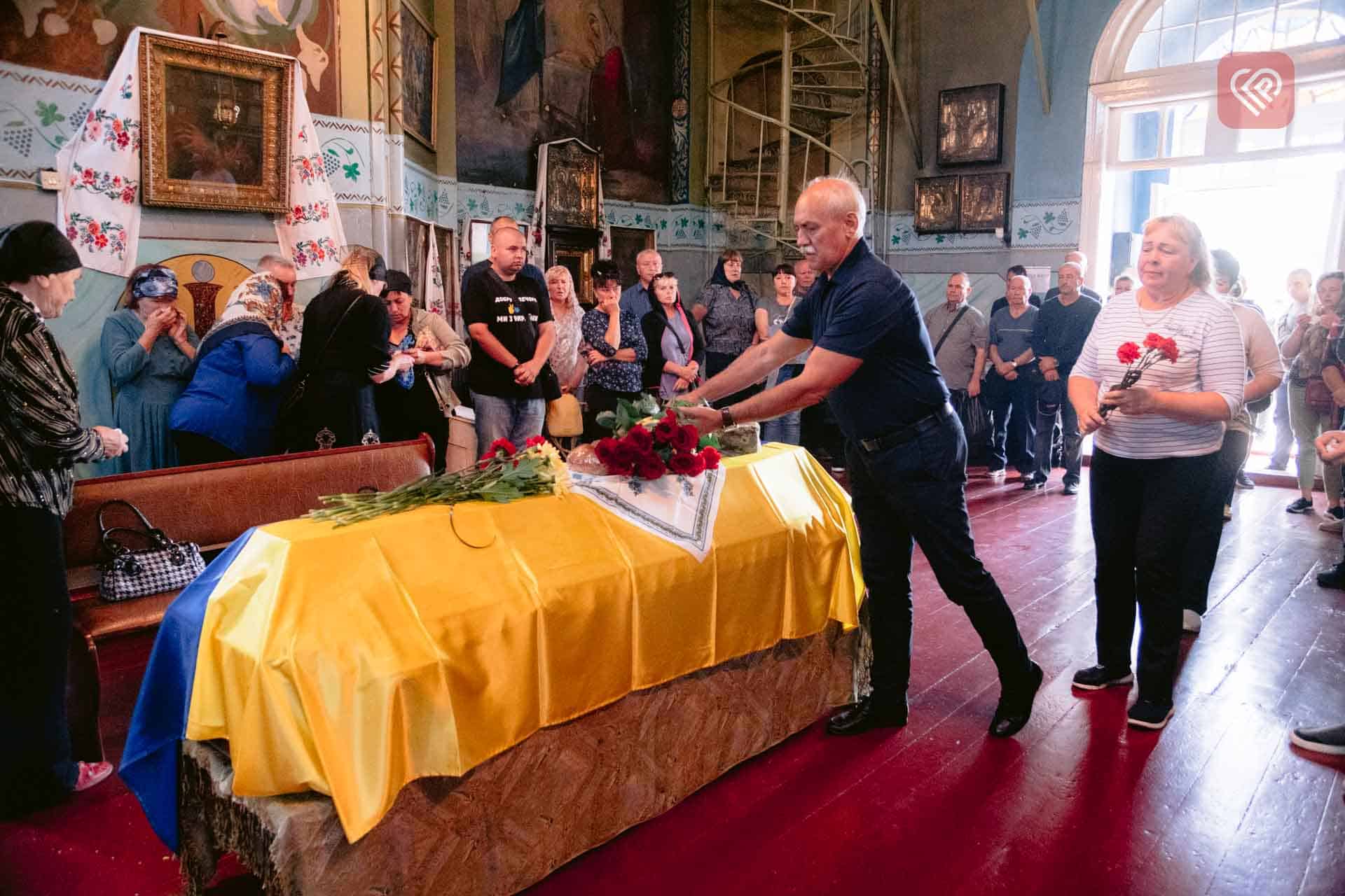 «За чотири години до загибелі він подзвонив попрощатися»: у Переяславі поховали воїна Костянтина Палатного