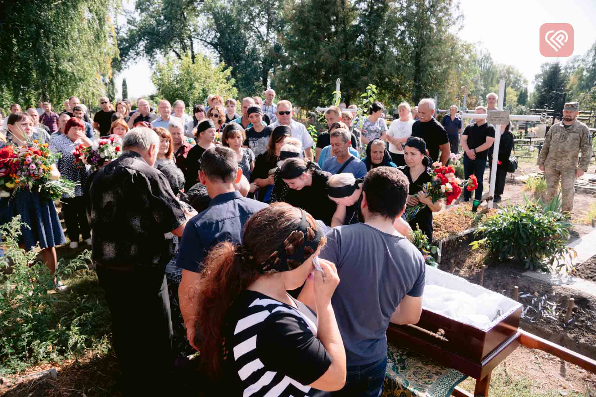 У Переяславі попрощалися з воїном Володимиром Кочиним: він помер від тяжкого поранення (відео)