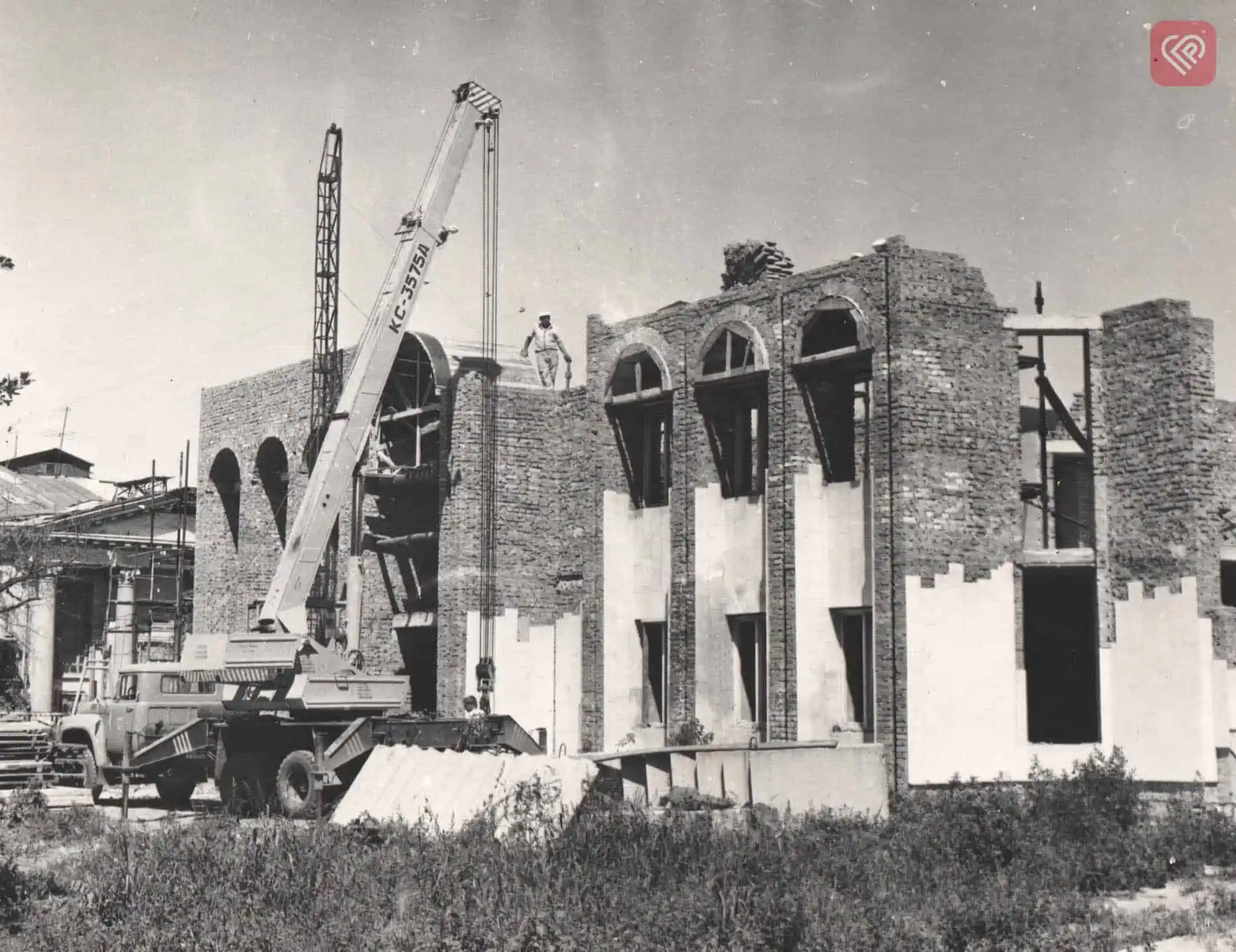 Від «підвальних» дискотек до будівництва молодіжного центру: історія НЦК «Зустріч» у Переяславі