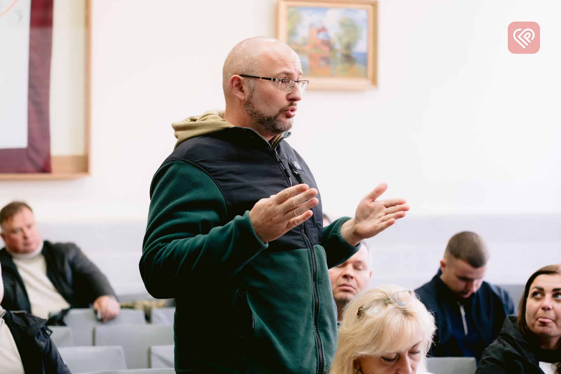 В еру цифрових технологій: переяславські депутати зменшили фінансування на висвітлення своєї діяльності, однак хочуть платити більше друкованому ЗМІ