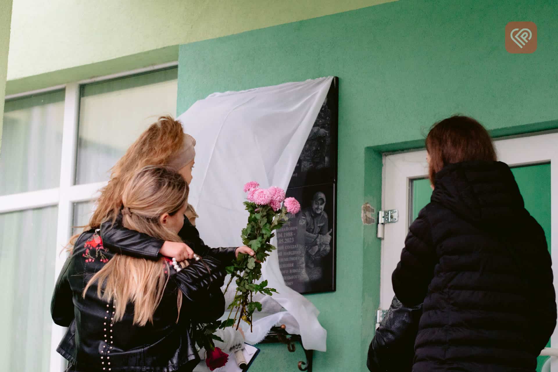 У переяславському ліцеї відкрили меморіальні дошки загиблим на війні випускникам Вадиму Кутовому, Максиму Гаєвському та Богдану Януті