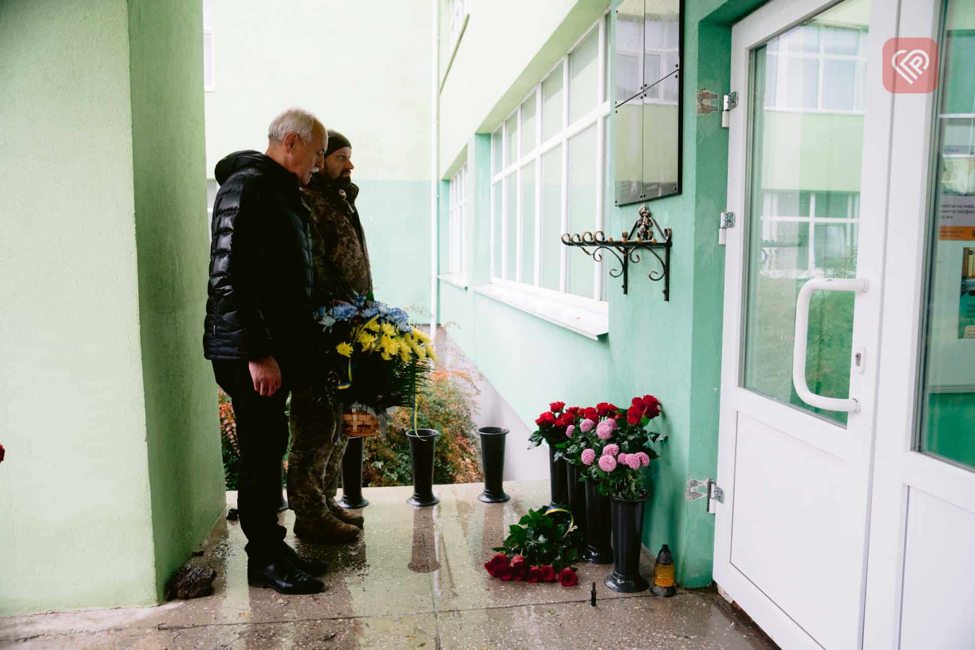 У переяславському ліцеї відкрили меморіальні дошки загиблим на війні випускникам Вадиму Кутовому, Максиму Гаєвському та Богдану Януті