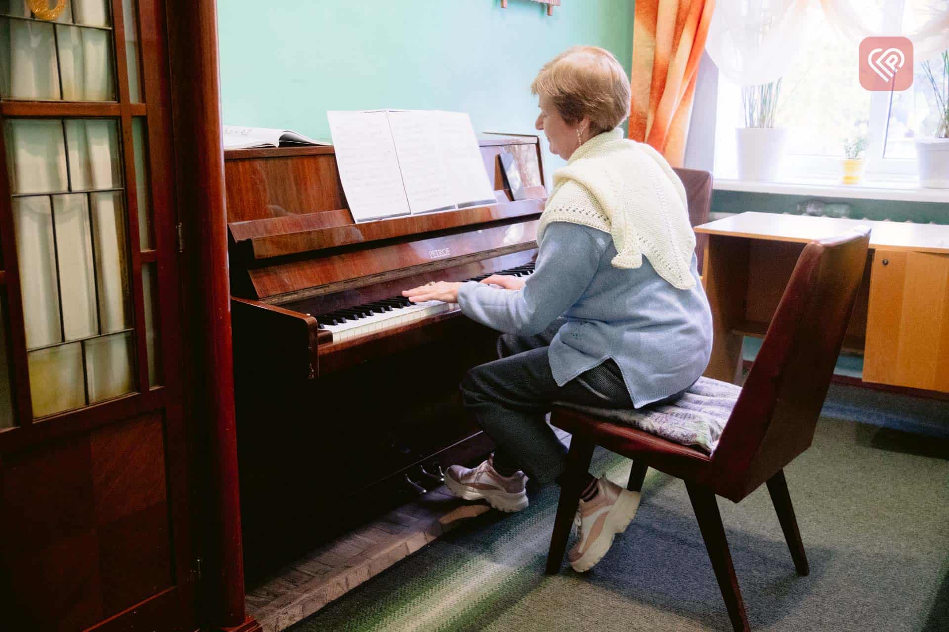 «Коли стало модним усе українське, багато дітей захотіли грати на бандурі й сопілці»: як працює музична школа в Переяславі