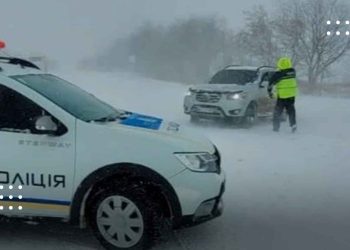 У понеділок на Київщині через негоду сталось 16 ДТП, у тому числі, з потерпілими – Патрульна поліція області