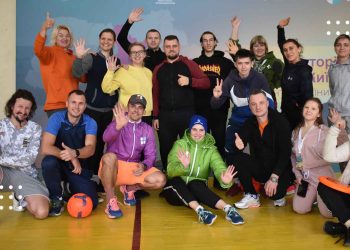 Переяславського вчителя фізкультури відзначили за особистий внесок в розвиток спортивної інфраструктури в межах проєкту «Активні парки»