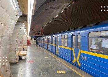 На синій гілці у Києві можуть припинити роботу ще дві станції метро: деталі