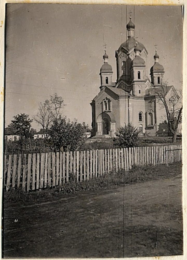 Успенська церква у Переяславі