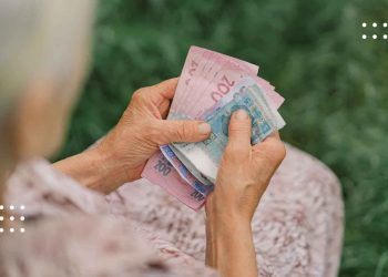 Кожен другий пенсіонер в Україні отримує менше 4000 грн на місяць: в яких областях найвищі та найнижчі пенсії