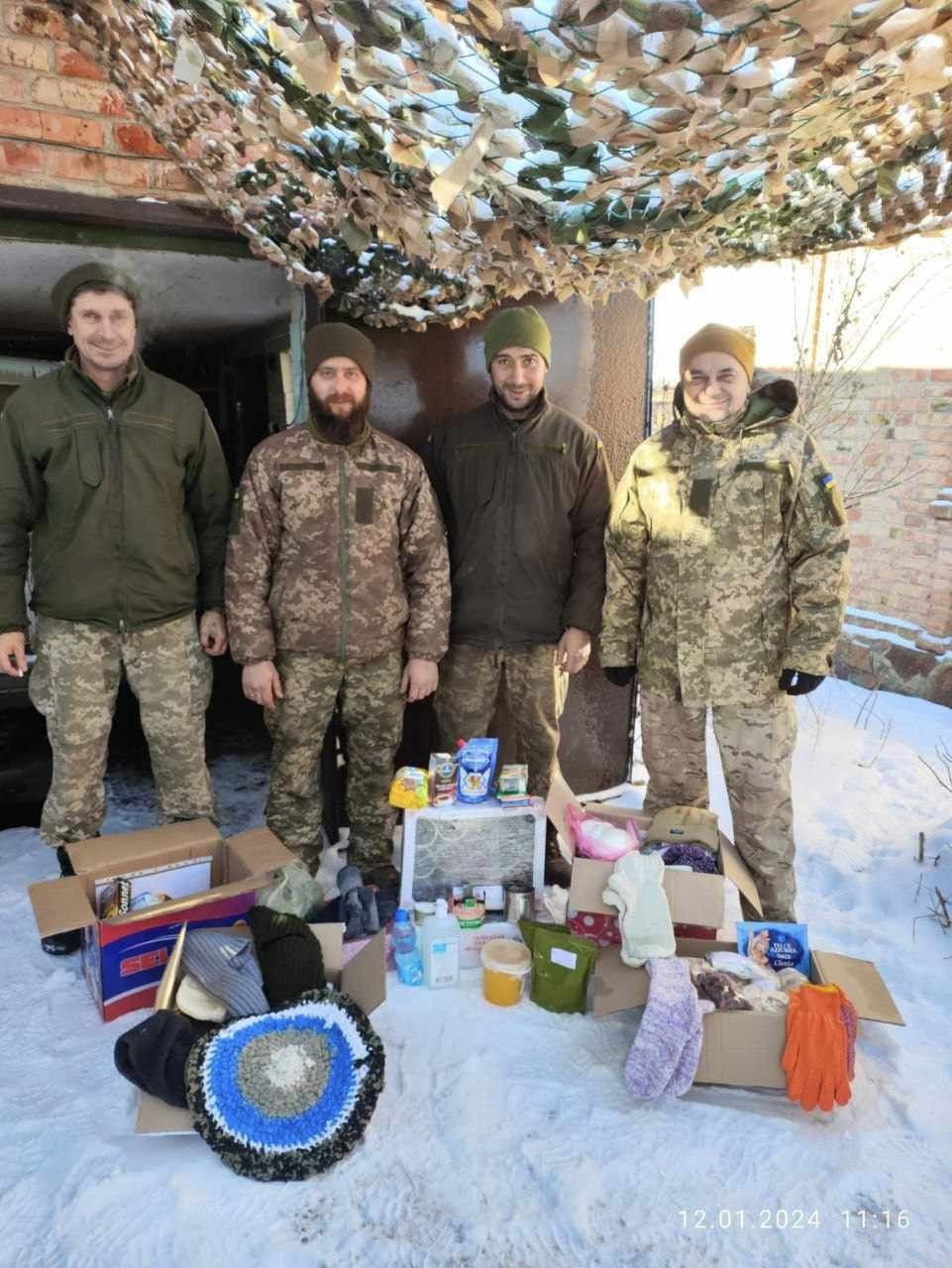 Перший клас переяславської гімназії зібрав більше 5 тисяч гривень, щоб закупити необхідні військовим речі: як містяни допомагають ЗСУ