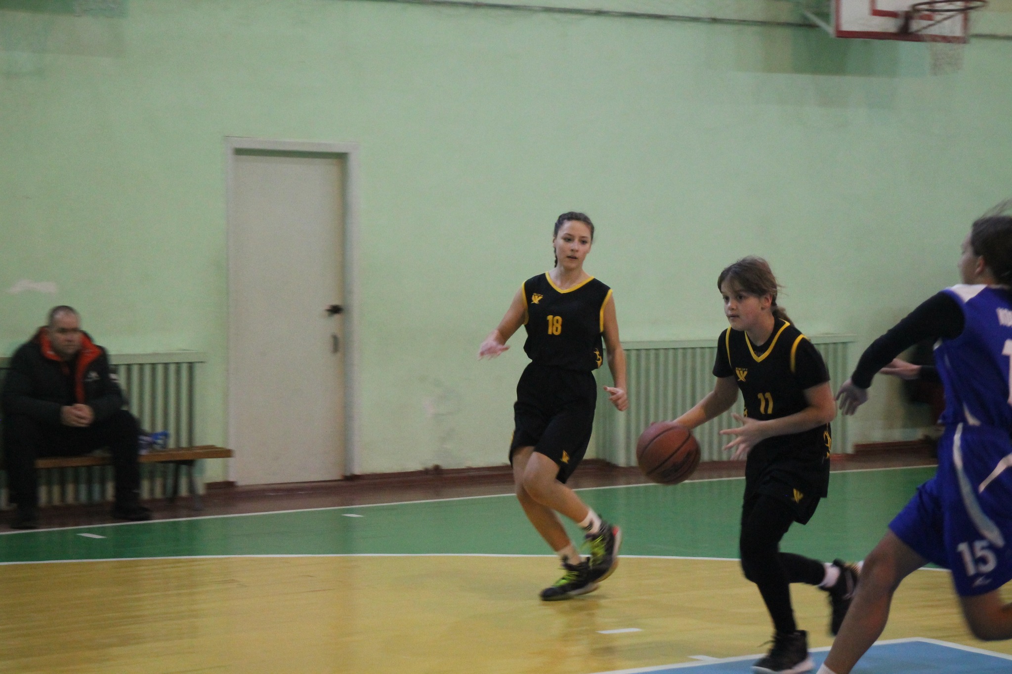 Переяславські баскетболісти чотири рази перемогли своїх суперників із Коростеня, Черкас та Фастова та двічі поступились