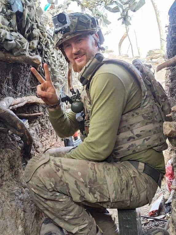 Воїн 3-ї ОШБ переяславець Максим Ярош врятував побратима ціною власного життя, останні слова сказав у нього на руках (відео)