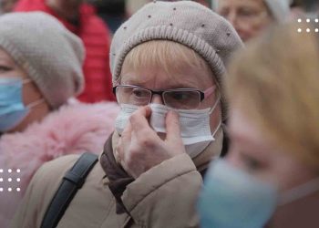 Влада Києва рекомендує повернутись до маскового режиму в місцях скупчення людей: за перший тиждень року було зареєстровано понад 10 тис випадків захворювання вірусними захворюваннями