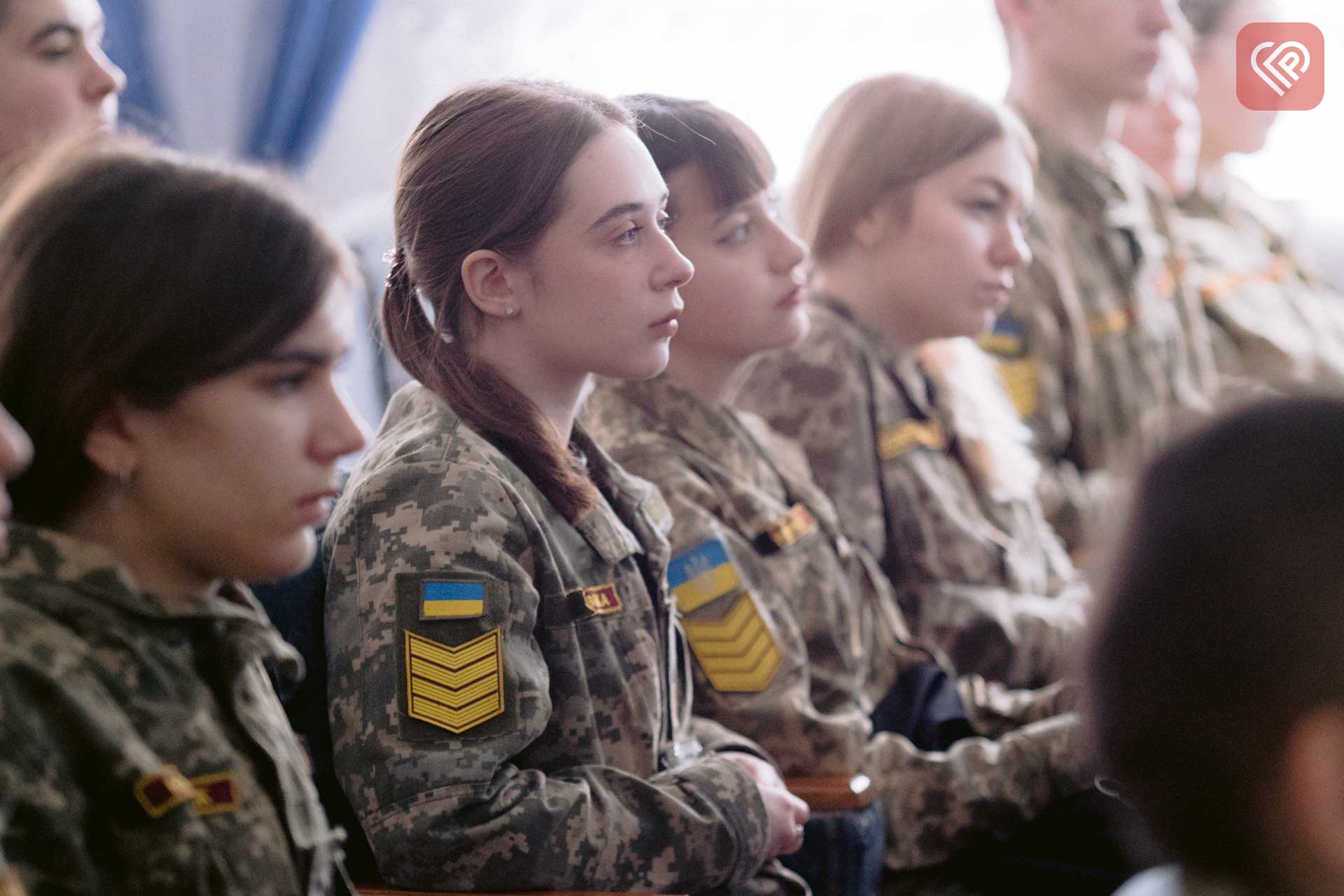 Напередодні Дня державного герба України до переяславського ліцею «Патріот» завітали військові з Нацгвардії
