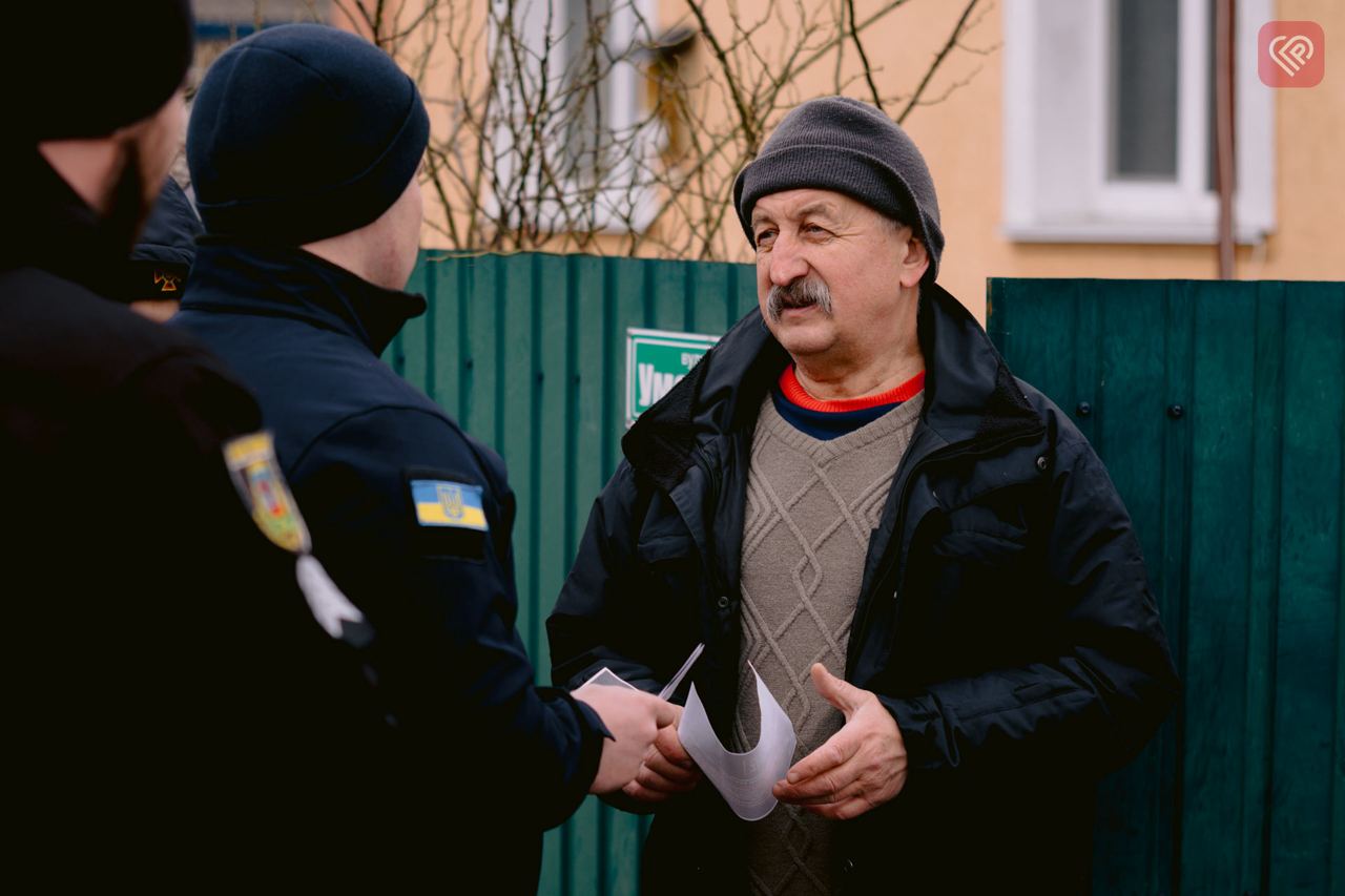 На Переяславщині фахівці ДСНС продовжують виявляти паліїв та проводити роз’яснювальні рейди (Відео)