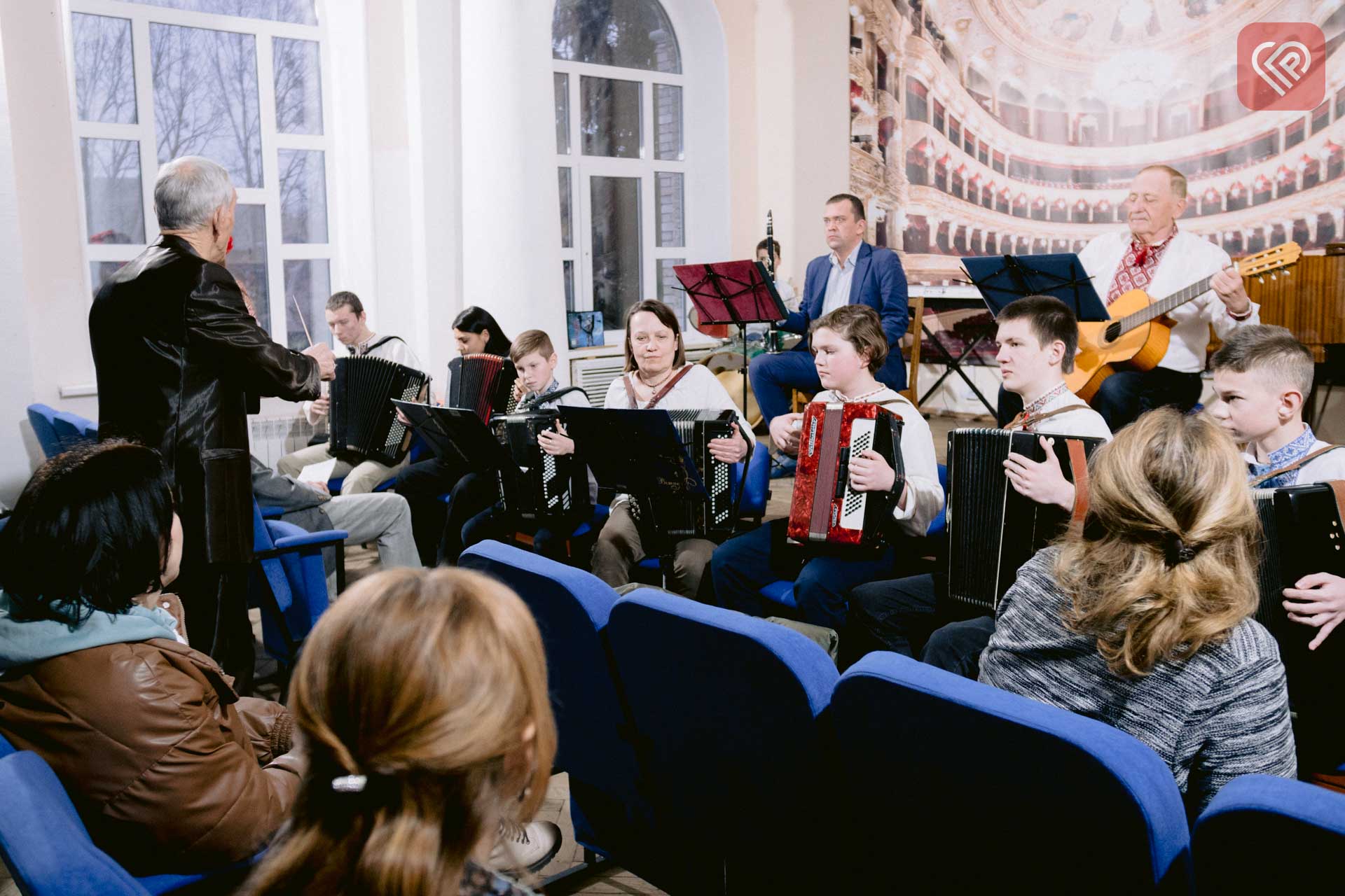 У Переяславській мистецькій школі імені Павла Сениці відбувся концерт юних музикантів (фото)