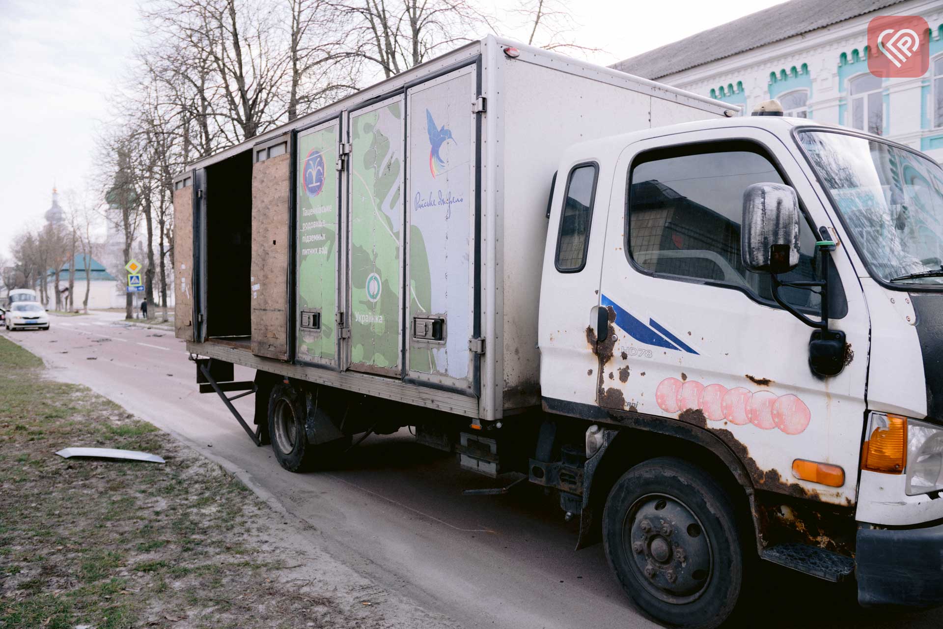 У центрі Переяслава легковик врізався у вантажівку: рух ускладнено