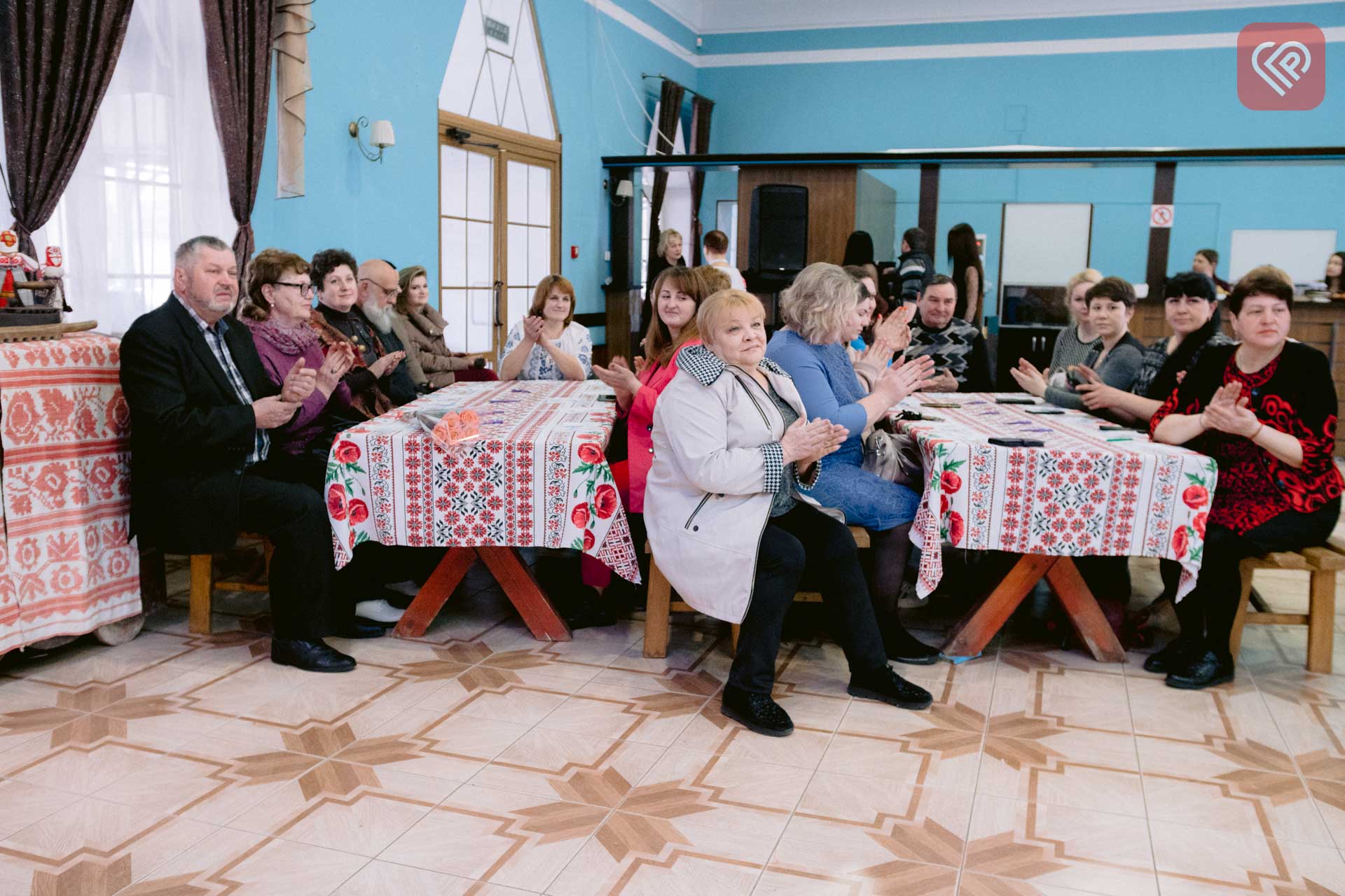 Команда волонтерів «Нескорені» відзначила річницю роботи: на передовій з'їли 50 тисяч літрів їхнього переяславського борщу
