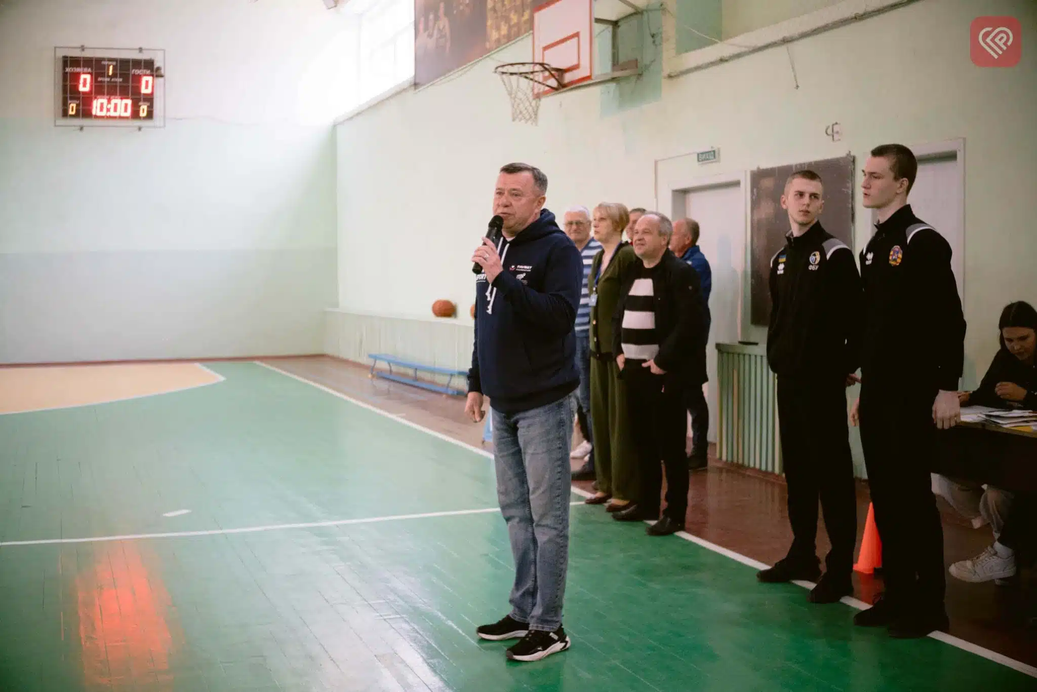 Команда переяславського ліцею імені Володимира Мономаха з баскетболу перемогла у півфіналі районного етапу «Всеукраїнських шкільних ліг пліч-о-пліч»