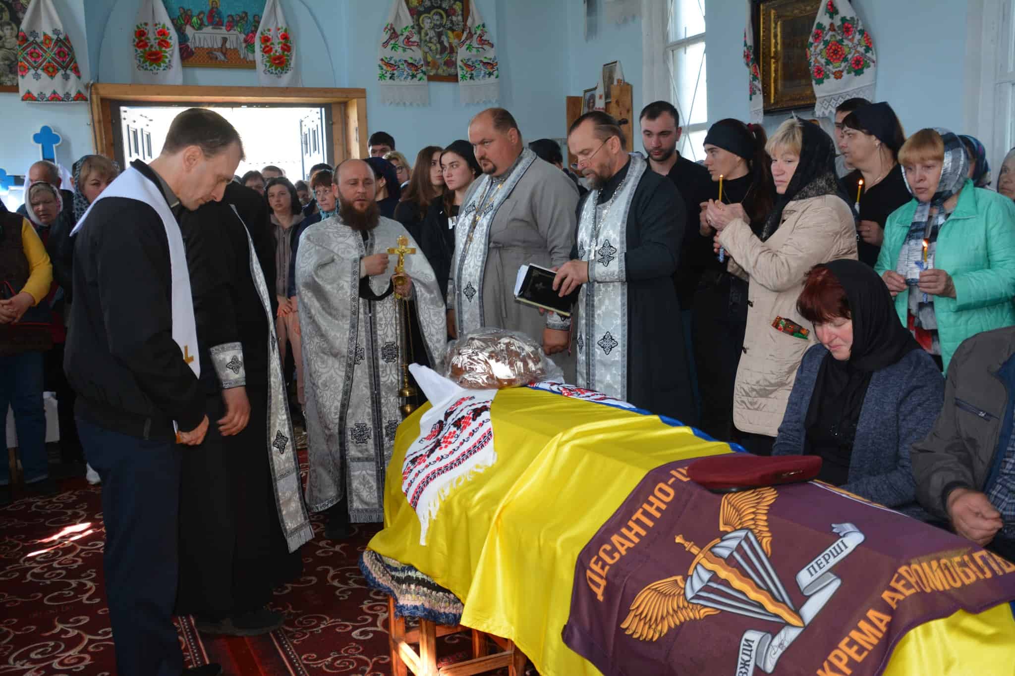 На Переяславщині попрощалися з воїном Вадимом Рубаном: йому було лише 25 років