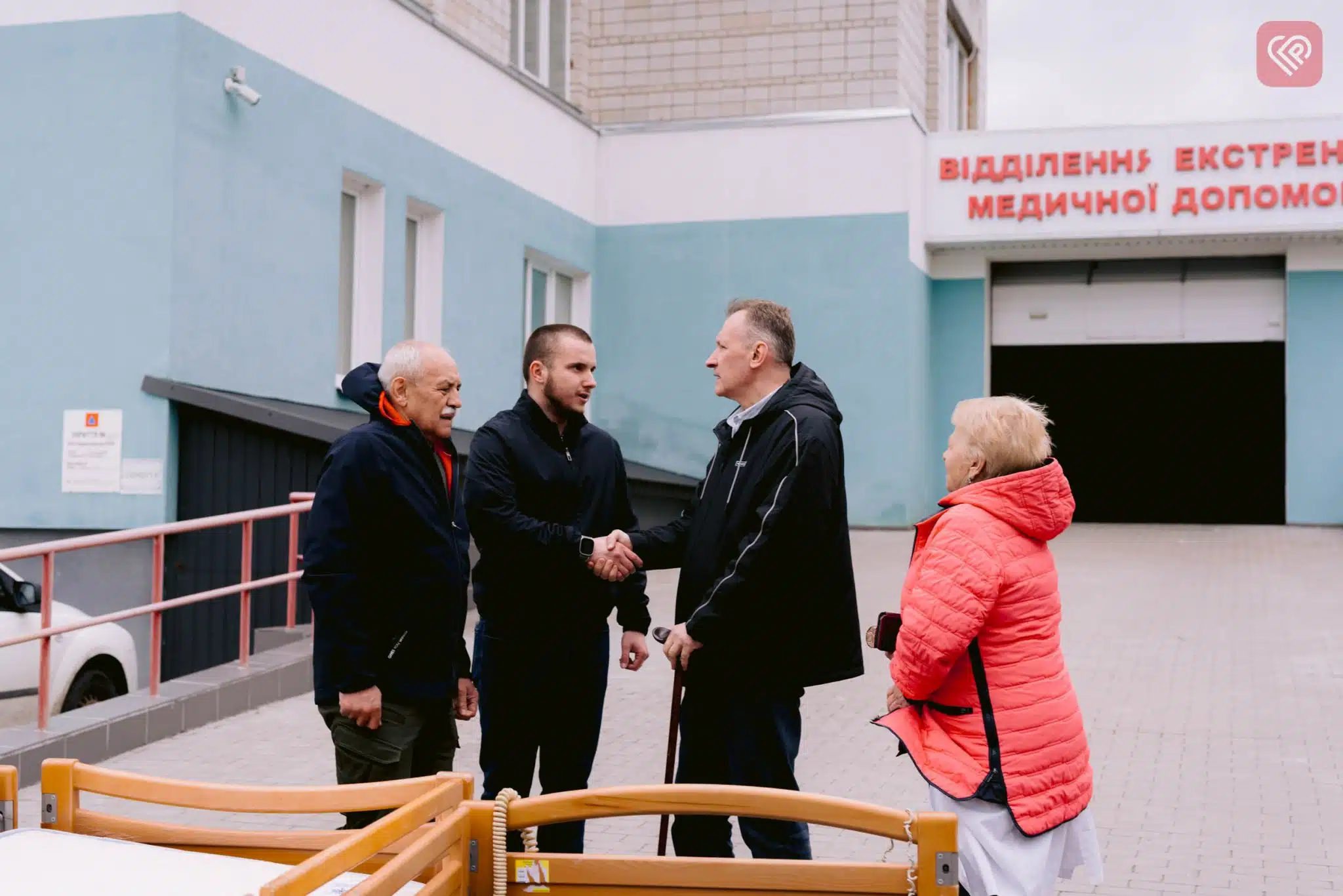 Родина Ярем подарувала переяславській лікарні багатофункціональні ліжка