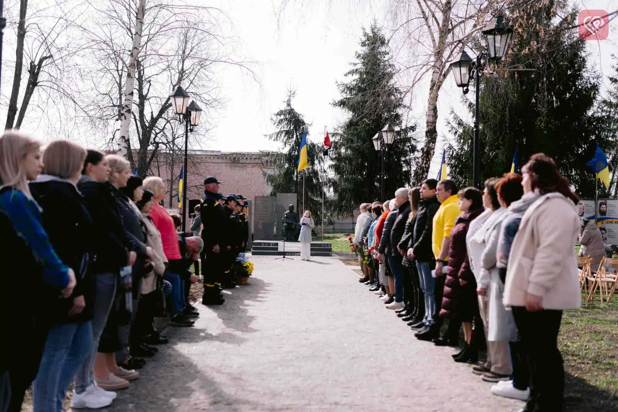 Алея Героїв поповнилася іменами 19 воїнів: у Переяславі провели мітинг з нагоди річниці визволення Київщини