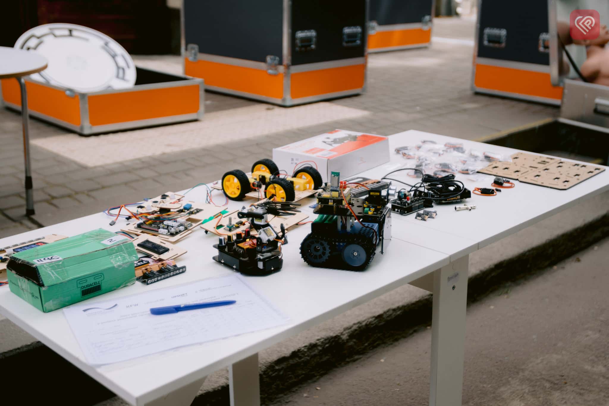 Фото: переяславська команда «NOVA» презентувала власні напрацювання з робототехніки / Proslav