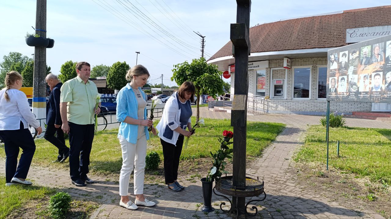 У День Героїв у Переяславі поклали квіти та вшанували хвилиною мовчання борців за свободу України