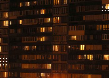 Світла у будинках буде більше: в Україні у тестовому режимі запрацюють нові графіки відключень