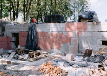 Чому затримується будівництво укриття для учнів Переяславської гімназії №5 та коли вони повернуться до повноцінного навчання
