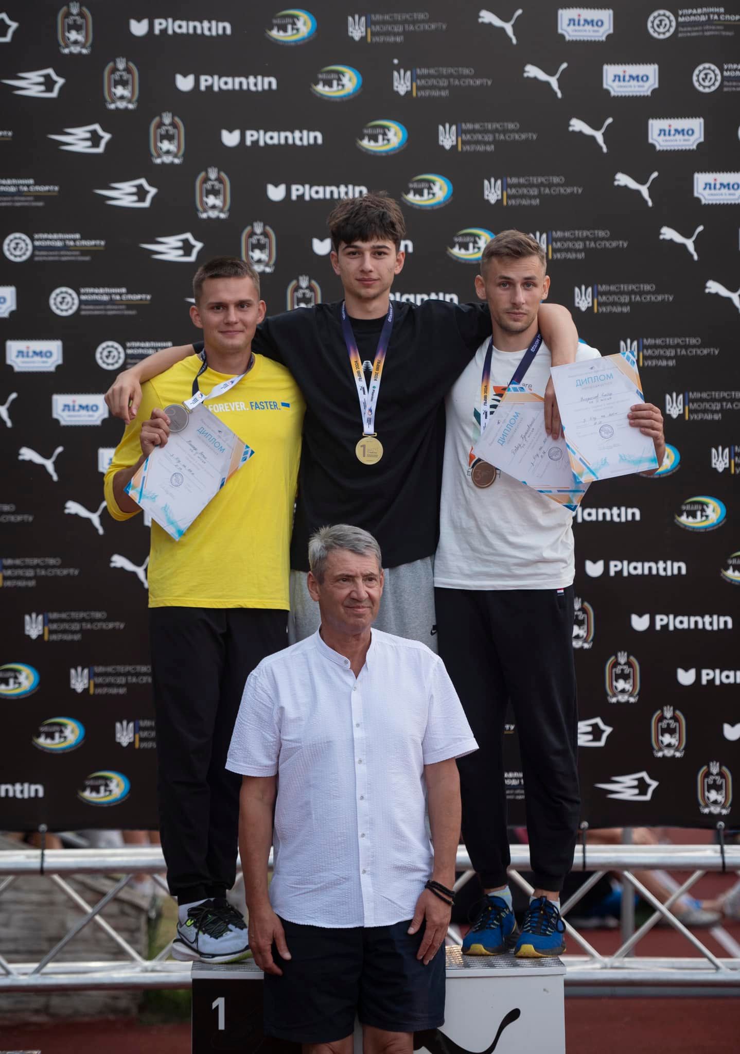 Переяславські легкоатлети зайняли призові місця та покращили особисті рекорди на змаганнях Чемпіонату України